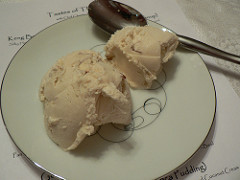 גלידת טחינה טבעונית